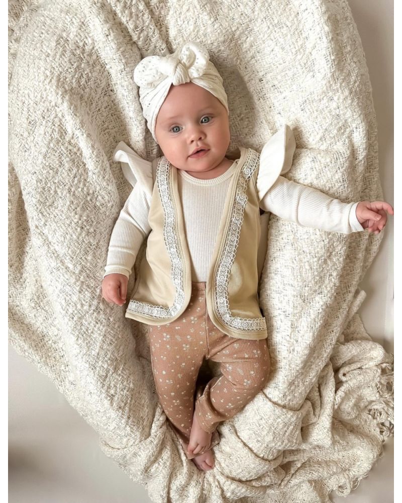 gilet sans manches beige dentelle blanc