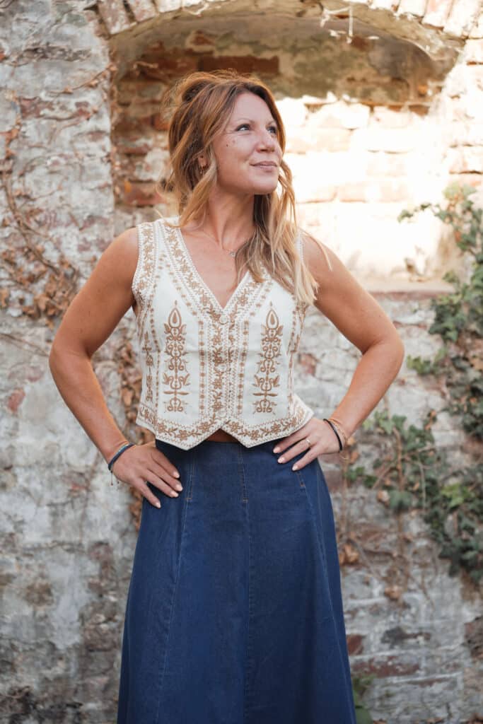 chemise manches longues beige brodé (copie)