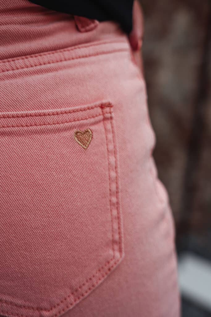 jeans droit rose