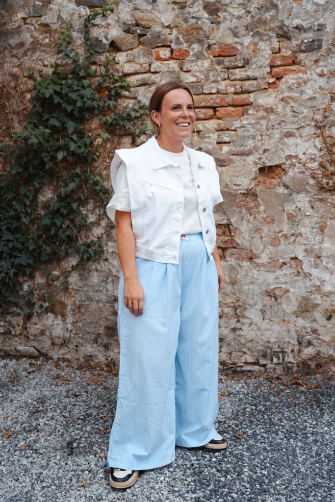 veste en jeans sans manches blanc