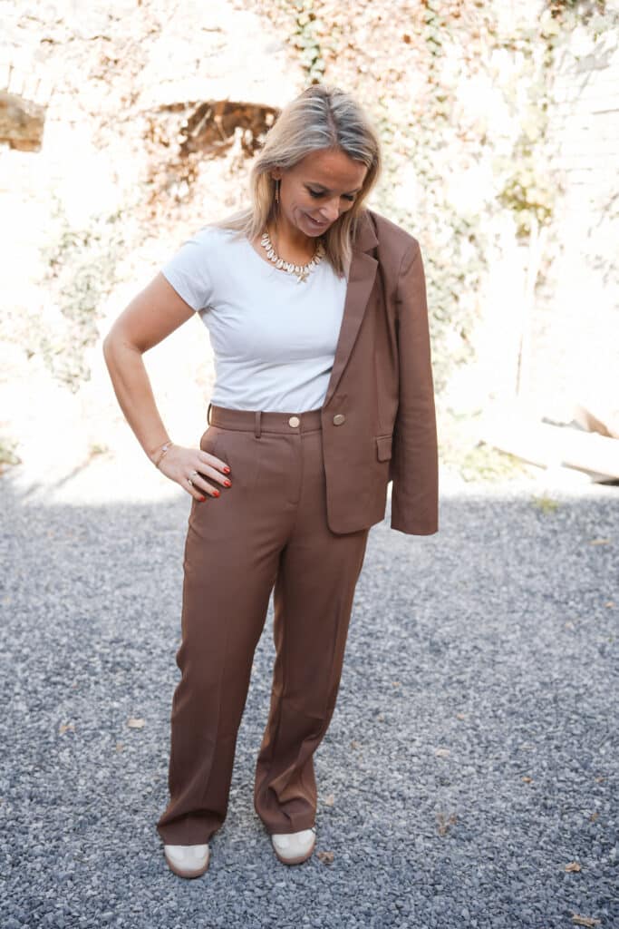 pantalon classique chocolat