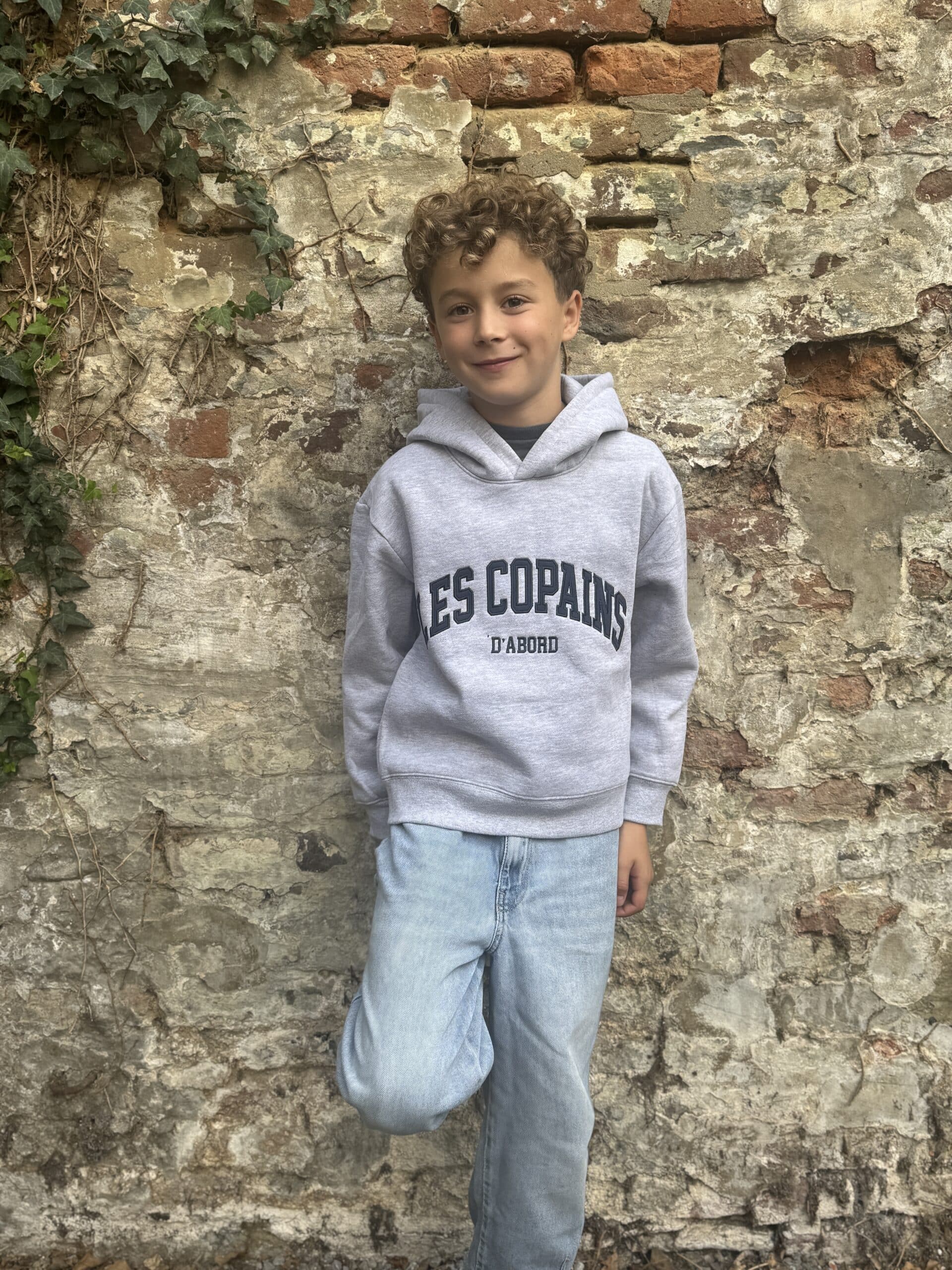 sweat à capuche les copain d'abord gris
