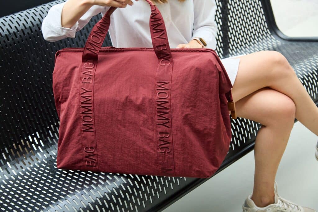 mommy bag ® sac à langer – signature urban bordeaux