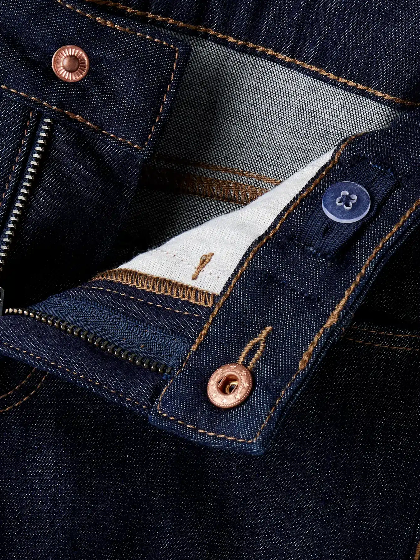 jeans bleu foncé