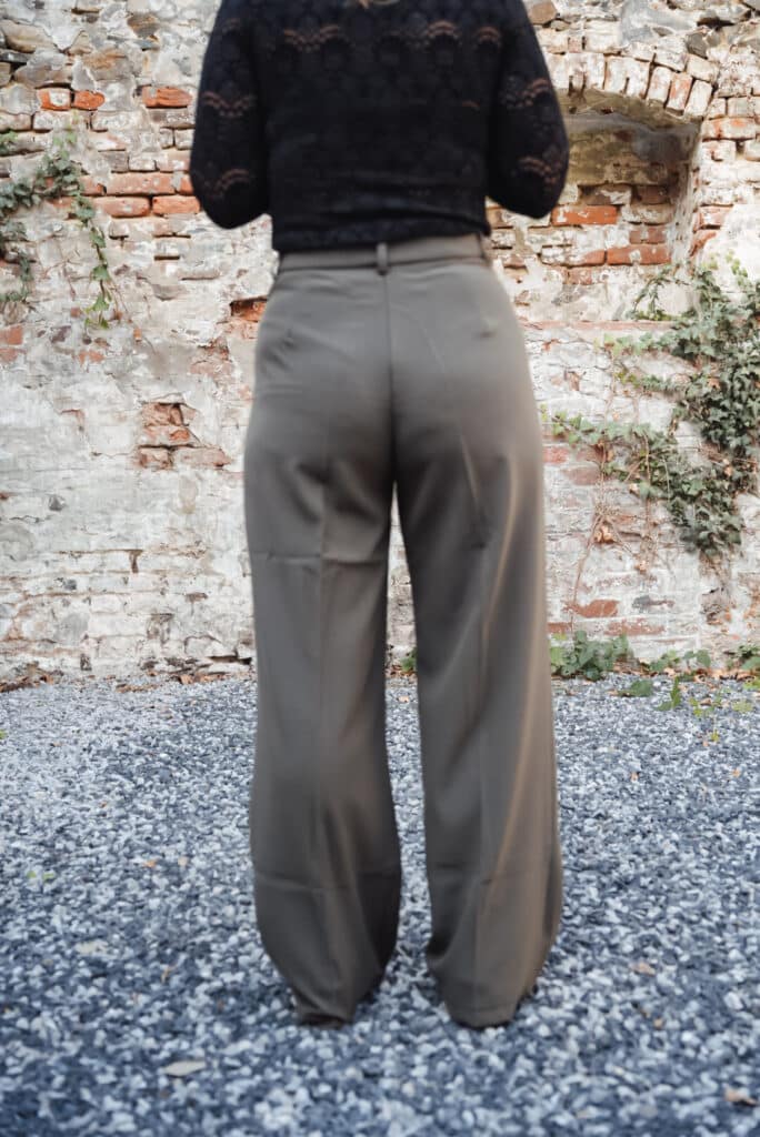 pantalon classique kaki