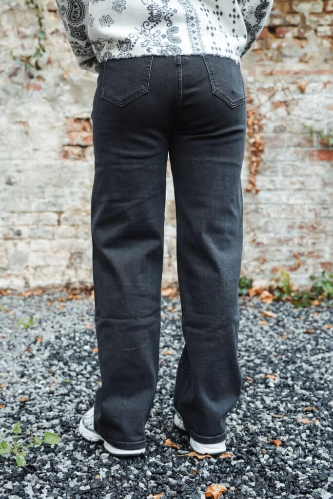 jeans noir à strass