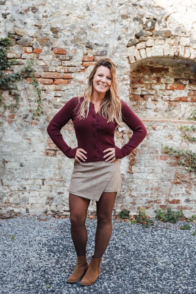 pull bouton bordeaux