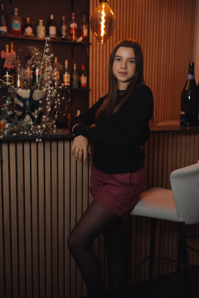 short bordeaux brillant