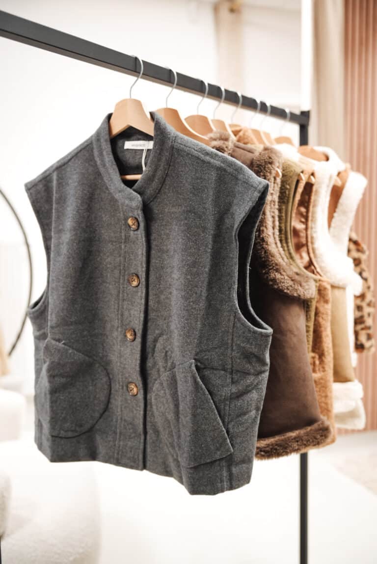 veste grise sans manches femme