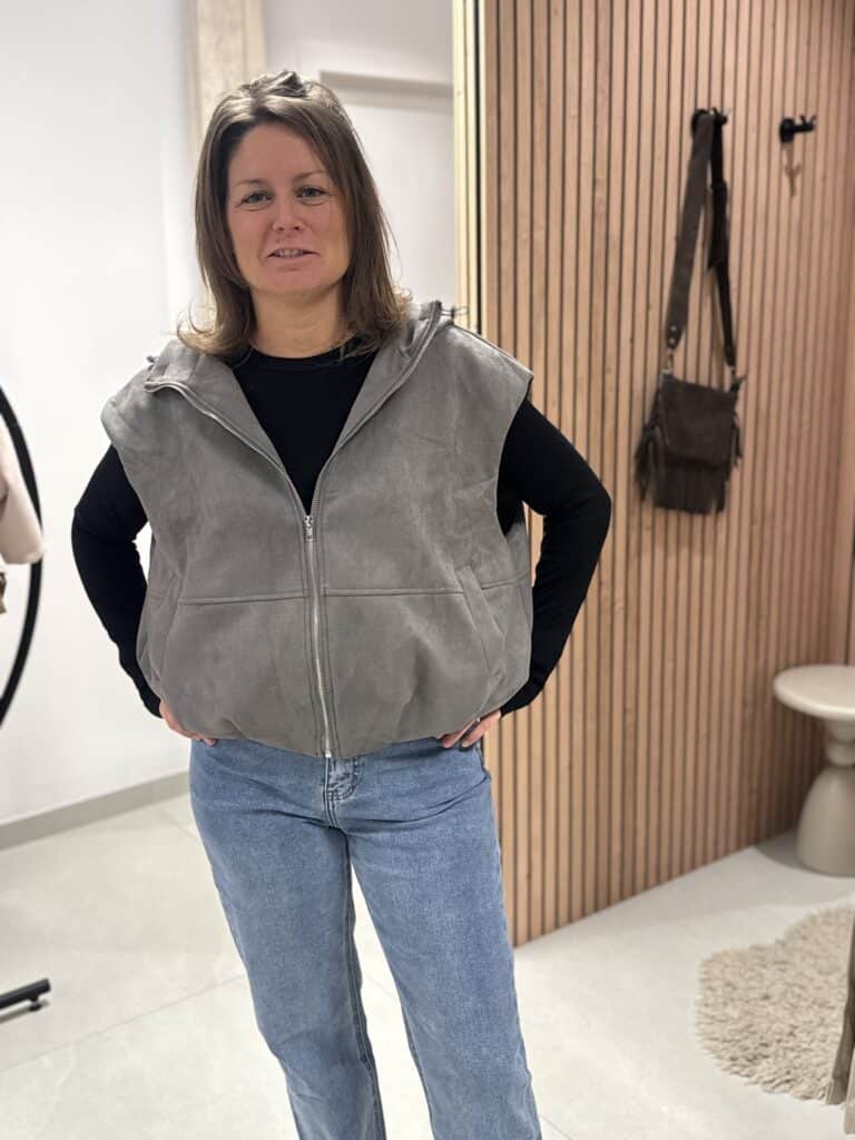 gilet capuche tirette sans manches