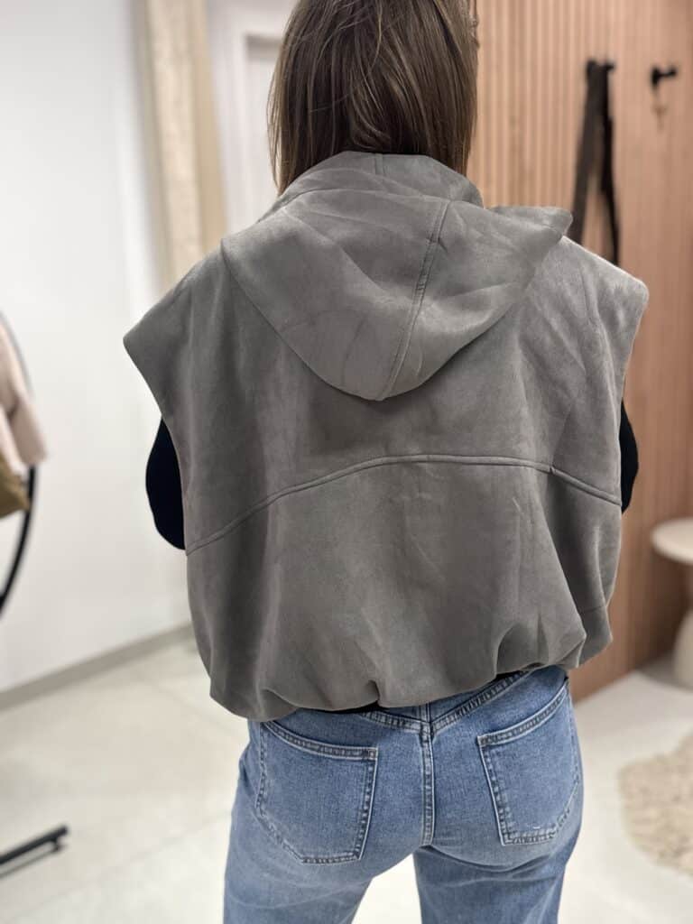 gilet capuche tirette sans manches