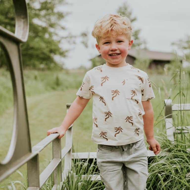 t shirt à motif vert (copie)