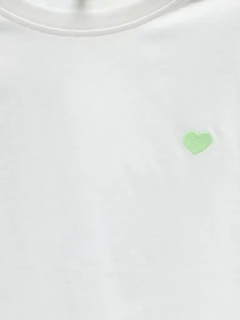 crop top blanc coeur vert
