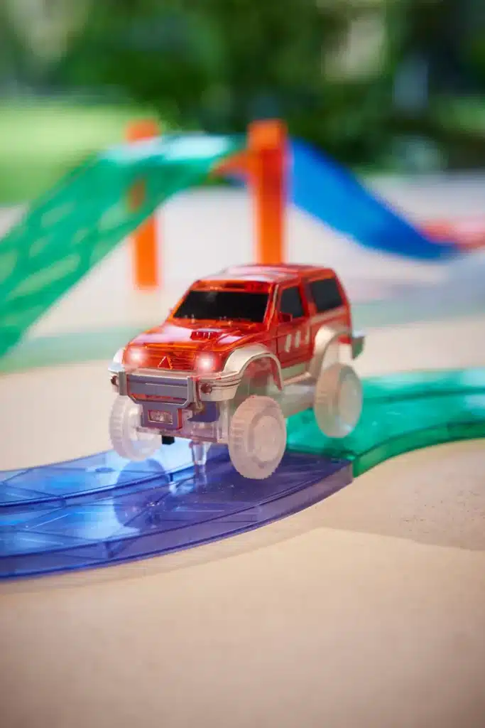 cleverclixx race track car red