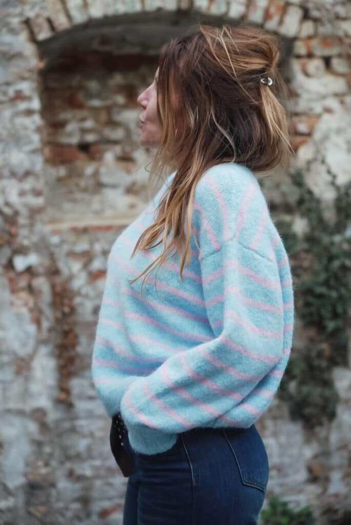 pull ligné bleu ciel / rose