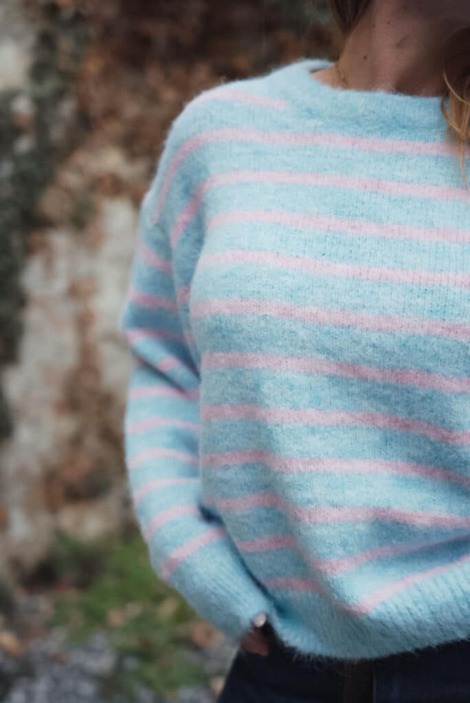 pull ligné bleu ciel / rose