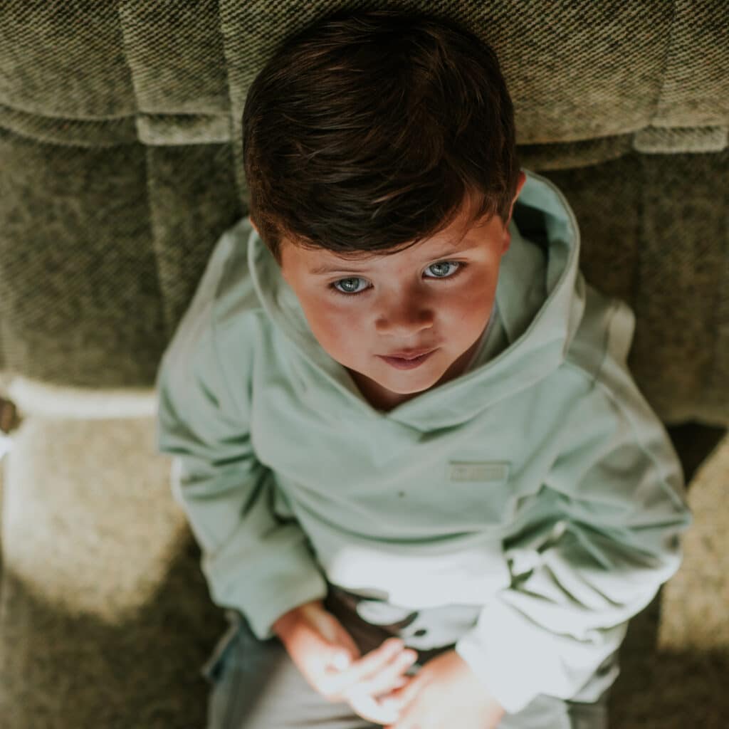 jeans flare gris foncé (copie)