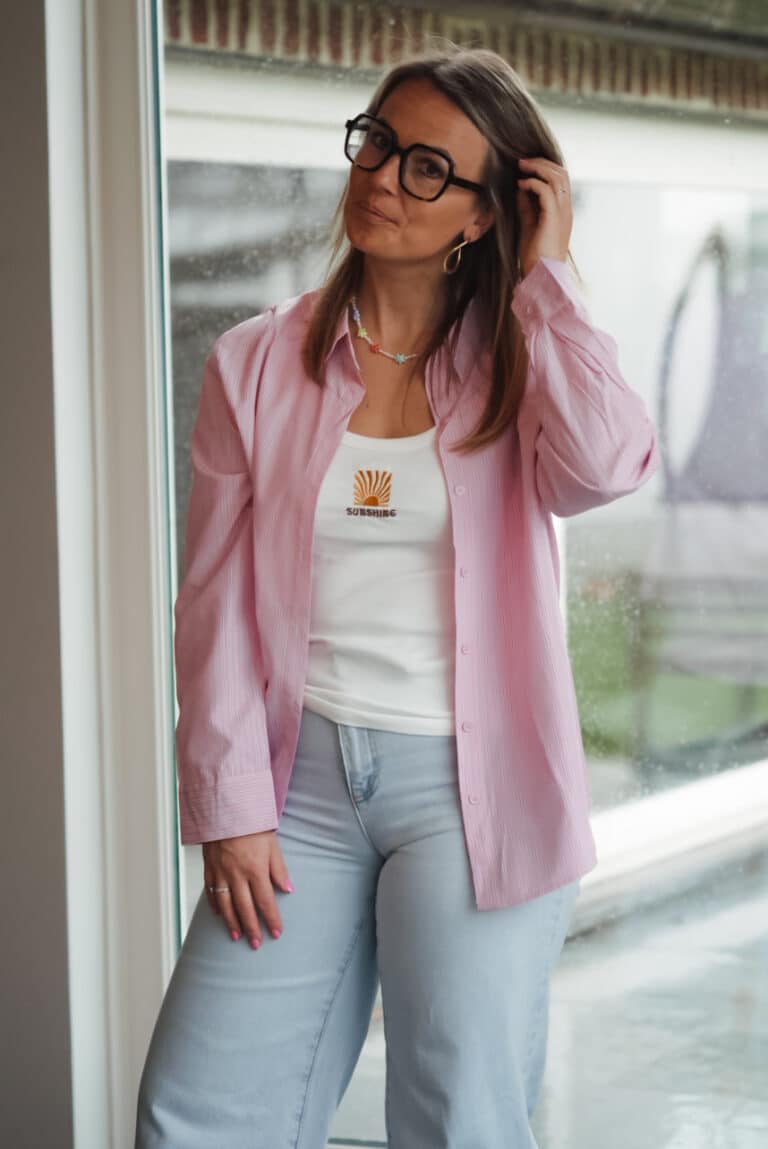 t shirt " everything is fine" blanc