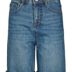 short loose fit