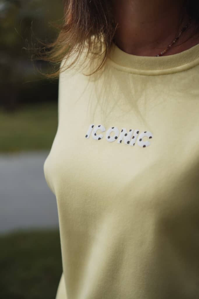 sweat iconic jaune à pois