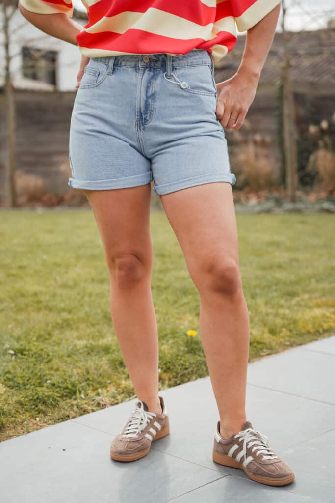 short jeans