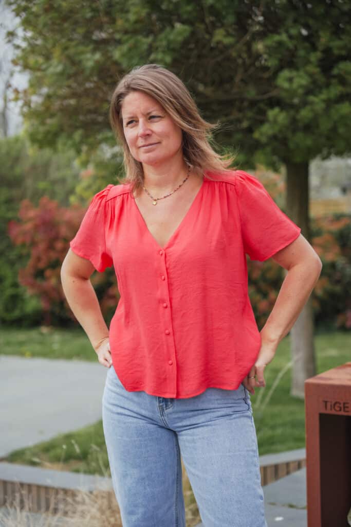 blouse col v rouge