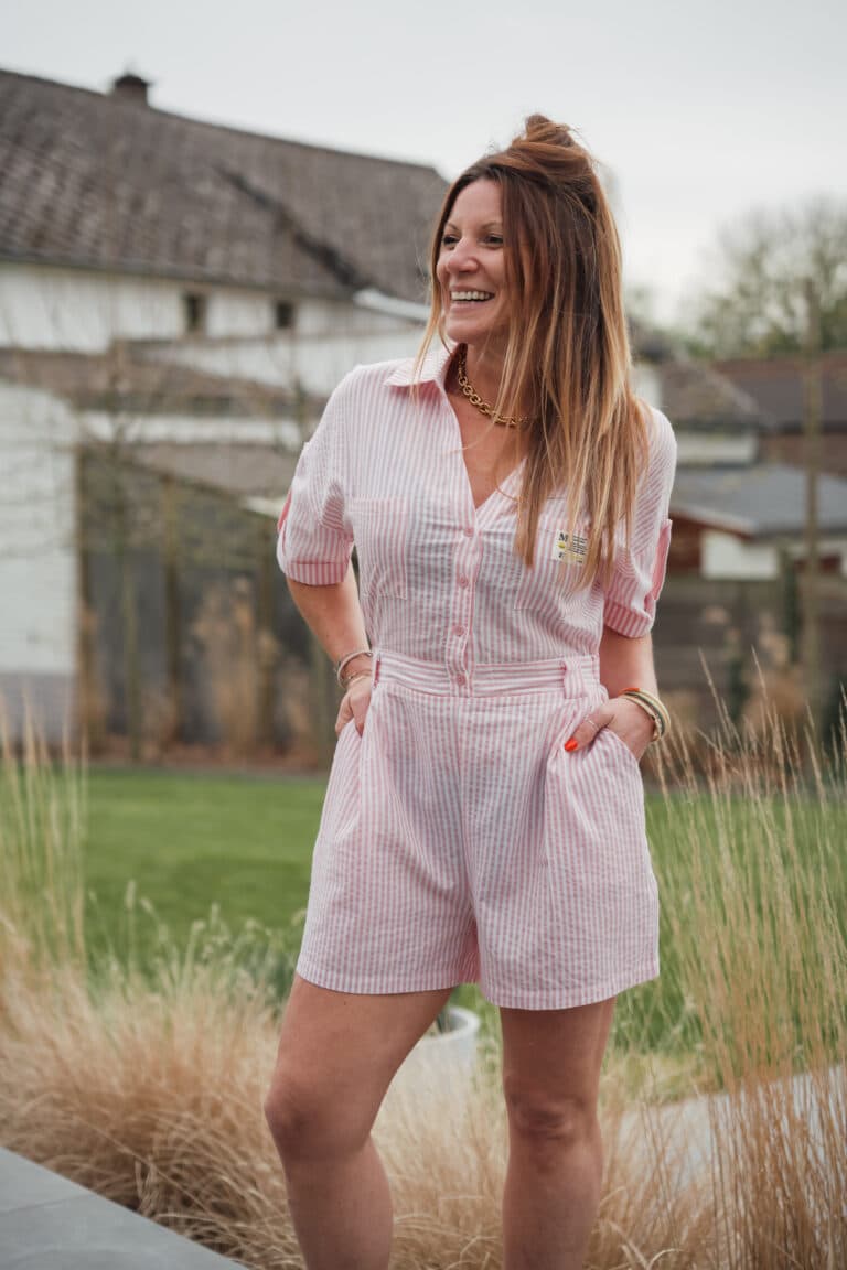 combinaison short lignée rose et blanc