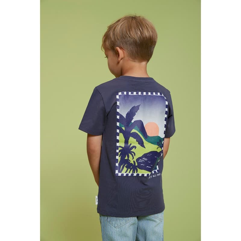 t shirt out of office