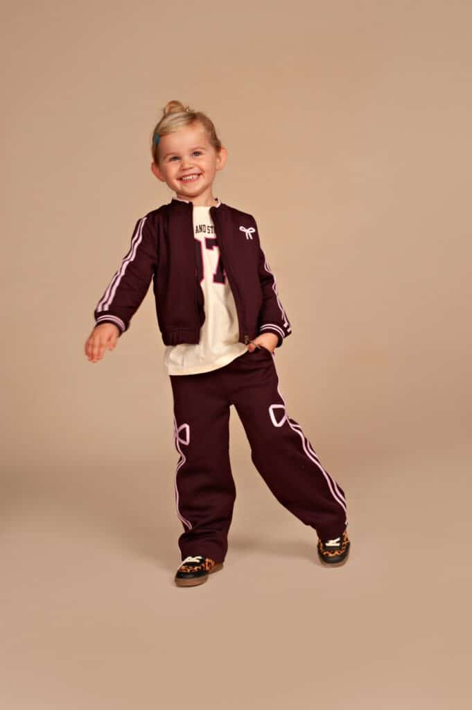 SSA26408458_Wine Red_10_500