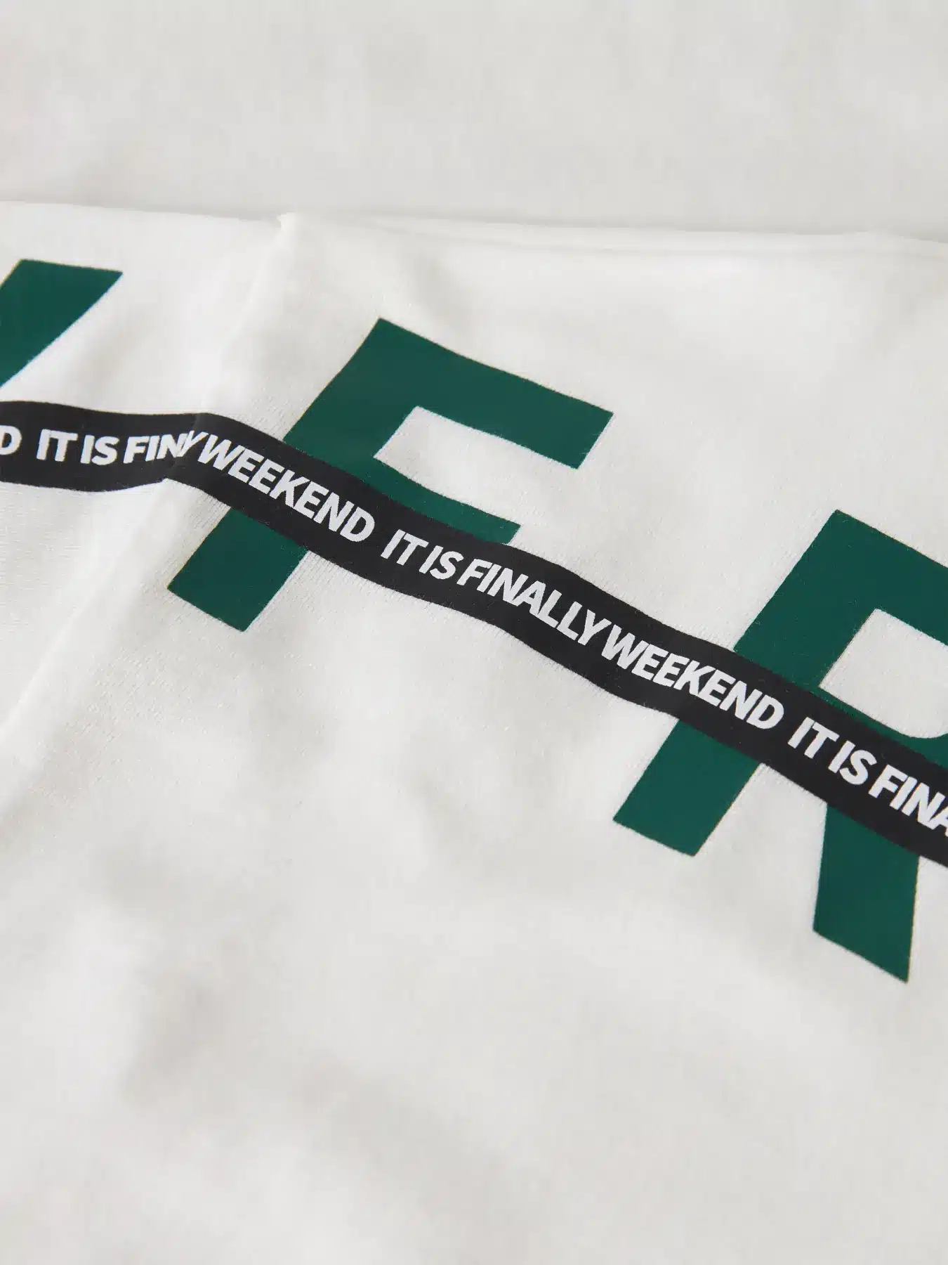 t shirt blanc "friday"