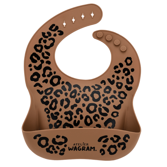 bavoir-silicone-caramel-leopard