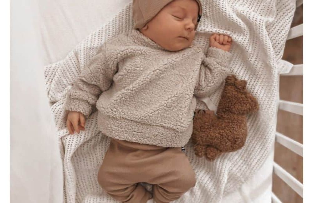 sweat en teddy beige col haut